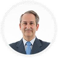 Dr. Álvaro Fernández-Vega Sanz 